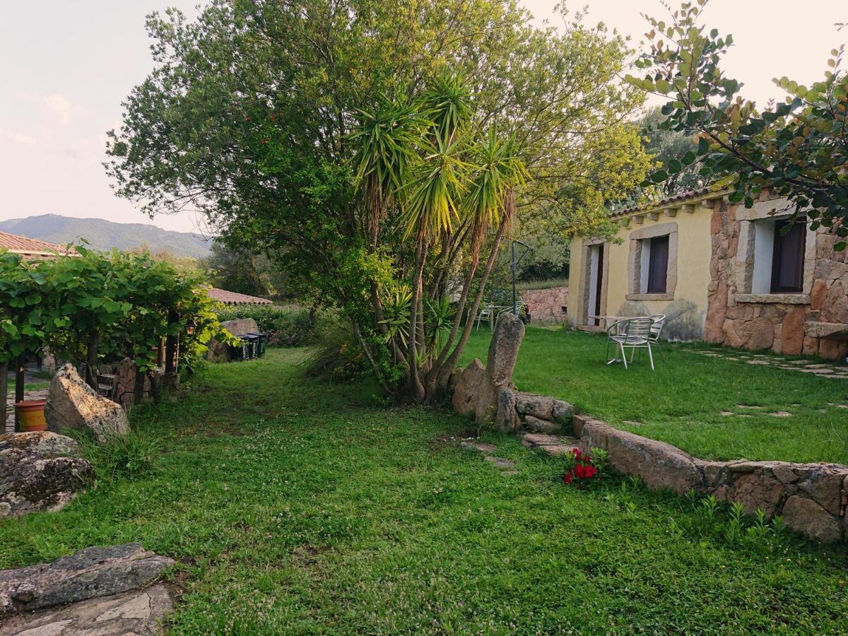 Agriturismo Desole Monti Esterno foto