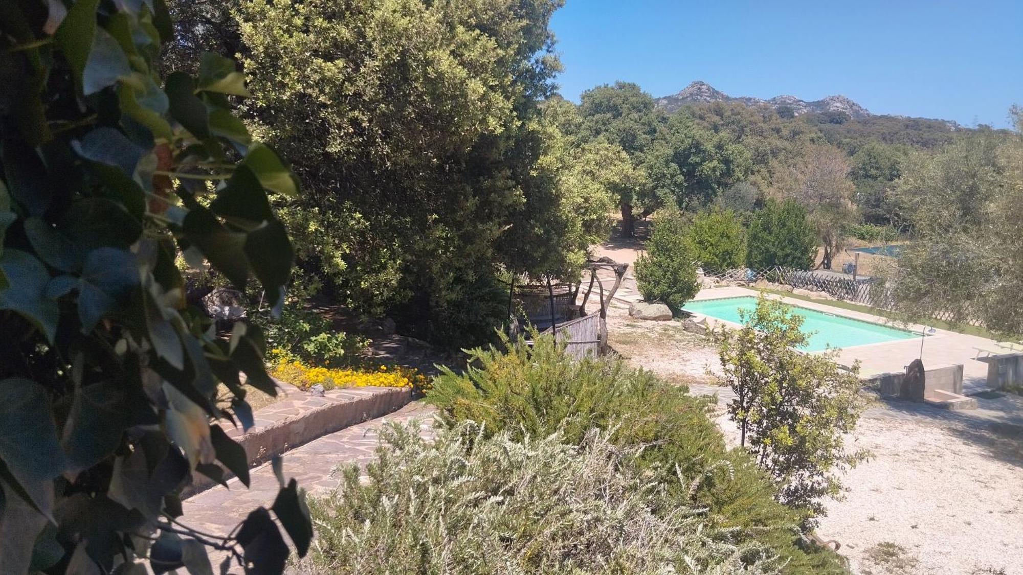 Agriturismo Desole Monti Esterno foto